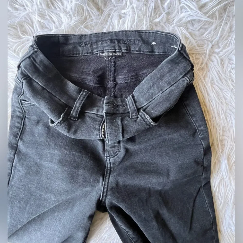 American Eagle Super Hi Rise Jegging Sz 4 Black 360 Next Level Stretch